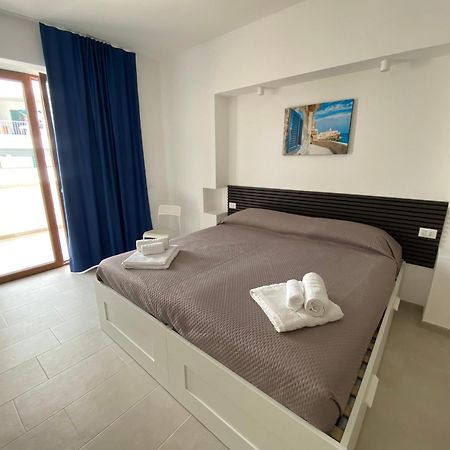 Manfredi Sea Room Vieste Exterior foto