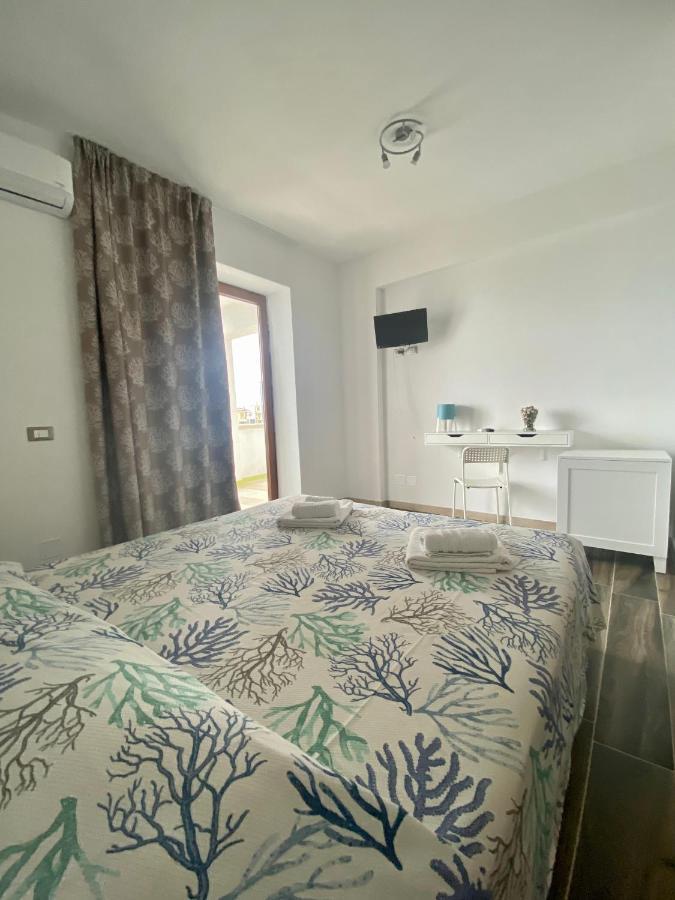 Manfredi Sea Room Vieste Exterior foto